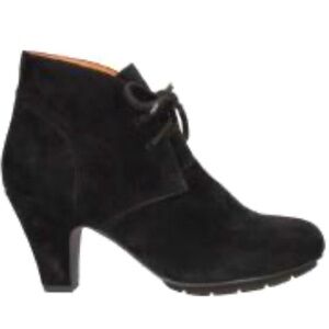 LamourDesPieds Faiyaz Bootie - Size 8.5